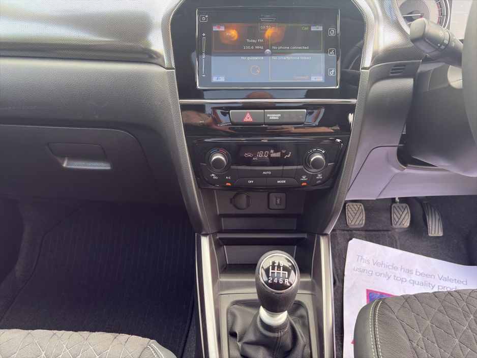 Suzuki Vitara 0.0 1.4 BOOSTERJET HYBRID S SZ5 5DR Estate Petrol Grey