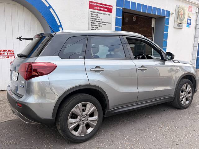 2023 Suzuki Vitara 0.0 HYBRID SZT 1.4 BOOSTERJET UP TO 7 YEARS WARRANTY  REVERSING CAMERA ,TOUCHSCREEN